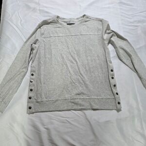 Wanna B Me Womens‎ Gray Heather Snap Side Long Sleeve Crewneck Top Size Large